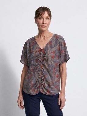 Ruched V-Neck Abstract Print Top in Rust and Gray be stage